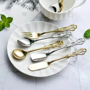 Expensive Serving Cutlery Set Top Quality Metal Glossy Gold & Silver Finishing Cutlery Set With Decorated Handle Spoon & Fork
