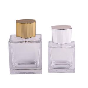 Bouchon de flacon de parfum en zamac noir, pulvérisateur à pompe durable, flacons en verre de 100 ml, boîtes en métal, plastique, aluminium, plastique ABS, personnalisé - Product Image 1