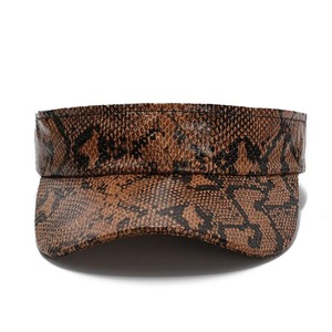 หมวกบังแดดหนัง PU สำหรับผู้ชายและผู้หญิงหมวกกันแดดปรับได้สำหรับการเดินทางเที่ยวชายหาดคลับ-สีแดงสีน้ำเงินสีน้ำตาล - Product Image 4