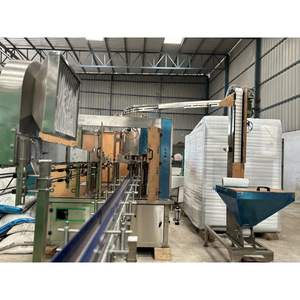 เครื่องเติมน้ำอัตโนมัติขนาด60 BPM ความจุ2000BPH สำหรับแก้วพลาสติก PET บรรจุได้1มล. ความแม่นยำในการบรรจุ - Product Image 3