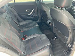 Gran Oferta: Mercedes-Benz Clase A 220 4MATIC Sedán AWD Usado del 2022 - Product Image 4