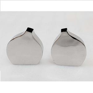 Floreros Modernos de Lujo con Acabados Pulidos de Espejo, Hechos a Mano en Acero Inoxidable Plateado Brillante, Personalizables para el Hogar, Oficina o Eventos - Product Image 3