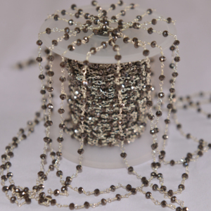 Chaîne de chapelet de perles de verre de pyrite noire plaquée argent. Chaîne perlée de fil pour la fabrication de bijoux. Chaîne perlée faite à la main - Product Image 5