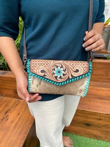 กระเป๋าเงินแบบสะพายข้างทำด้วยมือทำด้วยมือสำหรับผู้หญิงกระเป๋าใส่บัตรลายดอกไม้หนังวัวสไตล์ตะวันตกสีเทอร์ควอยซ์สำหรับเดินทาง - Product Image 2