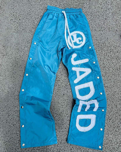 Pantalon de survêtement unisexe en nylon avec logo brodé personnalisé, rayures incurvées, style baggy, coupe large, grande taille, coupe-vent - Product Image 2