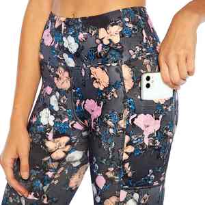 Leggings Deportivos de Cintura Alta con Logotipo Personalizado de Alta Calidad, Pantalones de Yoga con Estampado por Sublimación para Mujer - Product Image 6