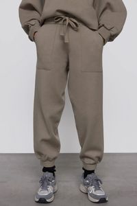 Trajes de chándal de Venta caliente 2025, chándal deportivo para hombre, conjuntos de entrenamiento de 3 colores para hombre, ropa deportiva, gimnasio para hombres, mujeres y niños, todo para ti - Product Image 5