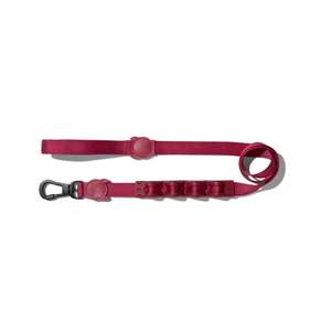 Laisse rembourrée 2.0 en bordeaux, accessoire pour lunettes de sport haut de gamme - Product Image 3