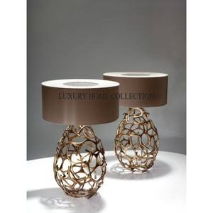 โคมไฟตั้งโต๊ะคริสตัลหรูหราพร้อมรายละเอียดสีทองหรูหราและเน้นการตกแต่งที่เหมาะสำหรับความสวยงามในบ้านระดับพรีเมียมในราคาที่ดีที่สุด - Product Image 5