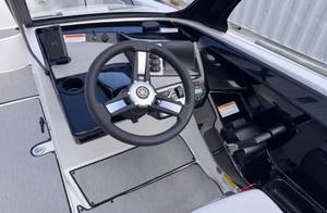 Venta de Embarcaciones AR220 Originales del 2023 Disponibles para la Venta y Listas para Usar - Product Image 2