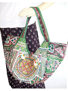 Nueva llegada de las mujeres en forma de B moneda Banjara bolso de hombro diseñador bohemio Hobo mensajero monederos hecho a mano bordado estilo Vintage - Product Image 3