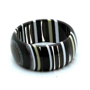 Brazaletes de Resina Clásicos y Elegantes Hechos a Mano para Mujer, con Forma Redonda, para Aniversario, Venta al por Mayor por Arif Handicrafts. - Product Image 1