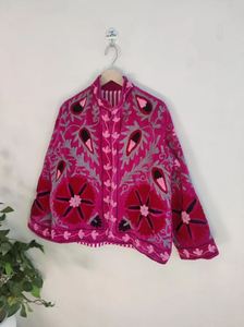 Chaqueta Suzani de Terciopelo de Algodón Bordada a Mano, Chaqueta Clásica y Elegante con Bordado Suzani, Estilo Boho, Abrigo de Terciopelo Suzani - Product Image 4