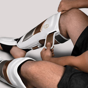 Espinilleras de cuero con logotipo personalizado para boxeo, Muay Thai, empeine, Protector de piernas, artes marciales, Kickboxing, Taekwondo, espinilleras de cuero PU MMA - Product Image 4