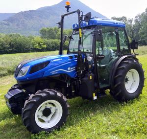 รถแทรกเตอร์ล้อยางรุ่น T7.210 70 แรงม้า ปี 2022 พร้อมระบบขับเคลื่อน 4 ล้อ สำหรับงานเกษตร ให้ผลผลิตสูง รวมปั๊มและชุดเกียร์ - Product Image 2