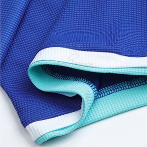 Venta al por mayor de fútbol Jersey y pantalones cortos conjunto de uniformes de tamaño personalizado y colores disponibles logotipos y números personalizados para clubes escuelas - Product Image 5
