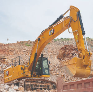 รถขุดตีนตะขาบมือสอง Caterpillar ลดราคาพิเศษ ขนาด 15-30 ตัน รุ่นปี 2023 ระบบไฮดรอลิก  มอเตอร์เกียร์ ประสิทธิภาพเชื่อถือได้จากโรงงาน - Product Image 1