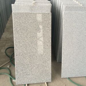 Esterno chiaro naturale grigio scuro granito pietra ventaglio ciottoli fiamma taglio pavimento piastrelle finitrici prezzo con maglia per vialetto