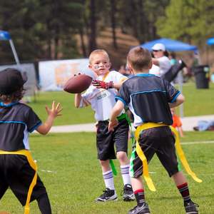 Ensemble de ceintures de football américain réglables pour 6 joueurs avec 3 drapeaux par ceinture pour enfants, adolescents et adultes - Product Image 4