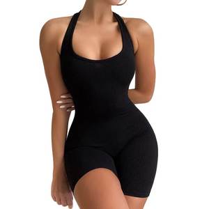 จั๊มสูทและบอดี้สูทแขนกุดเปิดหลังสำหรับผู้หญิงชุดรอมเปอร์รัดรูปสีพื้นมีลายทางแบบกำหนดเอง - Product Image 5