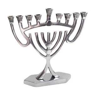 Hanukkah ใหม่สี่เหลี่ยม9แขนทองเหลืองโลหะทองแฮนด์เมดศิลปะสมัยใหม่ที่ไม่ซ้ำกันเป็นมิตรกับสิ่งแวดล้อมที่จับเชิงเทียนปรับแต่งได้ - Product Image 5