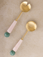 Ensemble de cuillères et fourchettes à salade en laiton au design unique Poignées en résine rose et verte Outils de service écologiques pour les fêtes, les cadeaux et les repas