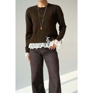 เสื้อคลุมและกระโปรงแต่งขอบด้วยผ้าลูกไม้ - Product Image 1