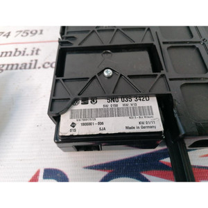 INTERFACE USB/AUX VOUS PERMETTANT DE LISSER DES FONCTIONS AUDIO - VOLKSWAGEN Golf 6 Berline 5N0035342D CAXA (08>12) - Product Image 2