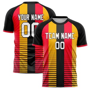 Nombre personalizado transpirable gradiente Graffiti fútbol Retro 3DPrint hombres mujeres niños verano manga corta Camisetas al por mayor - Product Image 5