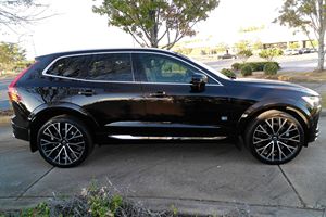 Livraison mondiale pour voiture d'occasion à faible kilométrage, Volvo XC60 T8 2021, prête à être expédiée dans le monde entier - Product Image 2