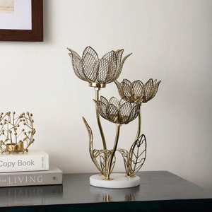 Bougeoirs en argent de luxe Une déclaration d'élégance Bougeoir votif Créer l'atmosphère parfaite dans n'importe quelle pièce - Product Image 1