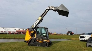 รถตักล้อยางขนาดเล็ก JCB 3TS-8T ปี 2023 พร้อมเครื่องยนต์ Kubota ปั๊มไฮดรอลิก MOOG กำลังยก 200 ตัน มีจำหน่าย - Product Image 2