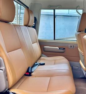 Toyota Land Cruiser Pickup 4x4 d'occasion à vendre, conduite à droite, sans accident - Product Image 3