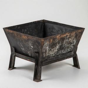 Foyer contemporain en fer MoltenNest avec couvercle de sécurité pour l'extérieur, le jardin, le patio, le camping et la décoration. - Product Image 3