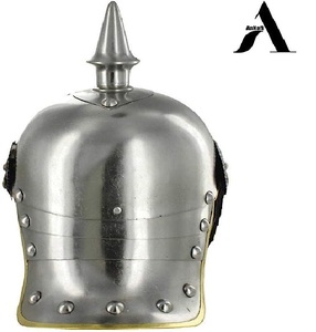 Casque allemand médiéval Pickelhaube en acier, impérial prussien à pointes, casques de la Première et de la Deuxième Guerre mondiale par Calvin Handicraft - Product Image 3