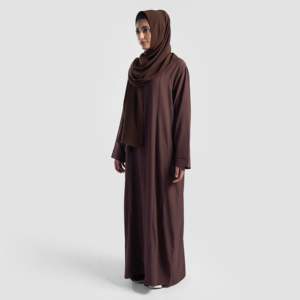 Abaya rose Eira avec robe de coupe classique, type haut, en polyester, élément de mode simple - Product Image 3