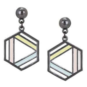 Boucles d'oreilles artisanales en laiton massif à vendre et boucles d'oreilles décoratives en laiton de haute qualité pour femmes taille personnalisée meilleur prix - Product Image 3