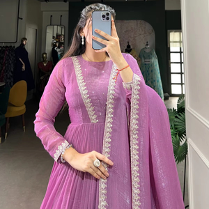 Dernière robe de travail de designer en soie pure impression numérique et broderie pour femmes tenue indienne pour fête mode exportateur fournisseur - Product Image 1