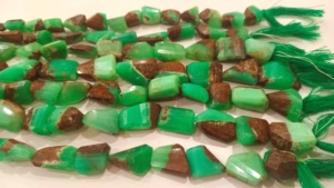 Cuentas caídas de briolette crisoprasa natural, cristal verde con forma de pepita de 12-20mm, hebras de 8 pulgadas para joyería, cristal natural Suelto - Product Image 4