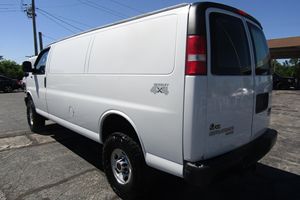 Auto Usado Confiable, G-MC Savana 3500, Año 2016 - Product Image 1