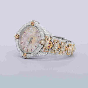 Reloj de Diamantes Moissanite Brillante para Mujer con Estilo Elegante, Artesanía de Alta Gama y un Aspecto Premium para Cualquier Evento - Product Image 4