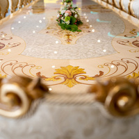 Table à manger rectangulaire de style baroque en bois massif sculpté, design italien haut de gamme, style rétro français.