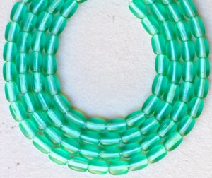 Meilleurs colliers classiques multicouches en résine et perles de verre, colorés, qualité supérieure, uniques, unisexes, bijoux tendance pour femme, parfaits pour les fêtes - Product Image 2