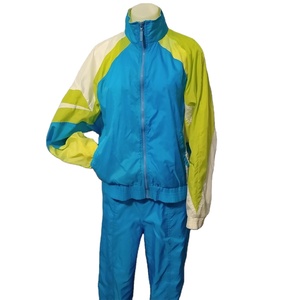 ชุดวอร์มมีฮู้ดสำหรับฤดูหนาวแบบ unisex พิมพ์ลายผ้าฟลีซเนื้อนุ่ม ระบายอากาศได้ดี กางเกงกันลม ผ้าฝ้าย 100% ชุดลำลองสำหรับเล่นกีฬา 2 ชิ้น 1 ชุด - Product Image 2