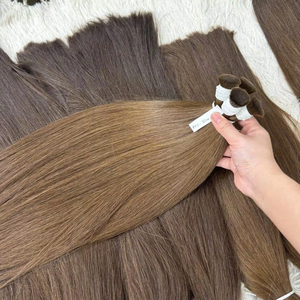 Precio de fábrica Color claro #4 Extensiones de cabello Remy natural Recto Onda de cuerpo profundo Trama de cabello virgen a granel Color claro Teñido Negro - Product Image 3