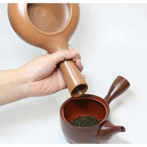 Wakokoro Tea Tokoname-yaki - Tostador de Cerámica Resistente al Calor Hecho a Mano para Uso Directo con Llama y Té Verde - Product Image 2