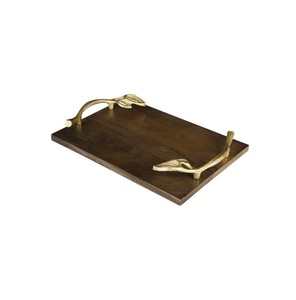 Plateau de service en bois de haute qualité avec poignée au design moderne pour accessoires de table à bon prix - Product Image 3