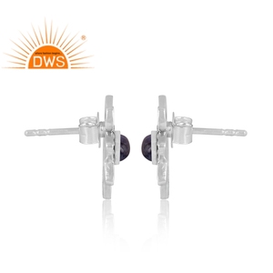 Pendientes de Plata de Ley Oxidada Hechos a Mano con Tanzanita Natural y Diseño Floral, Fabricante de Joyería Personalizada - Product Image 4