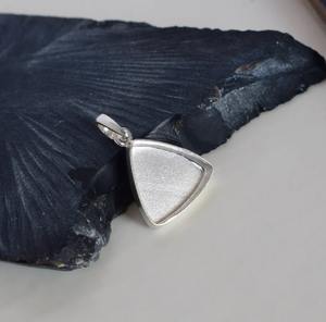 Colgante de ajuste en blanco de plata 925 Collet 3x3 a 30x30 MM FORMA DE trillón bisel de piedras preciosas taza colgante de plata en blanco para la fabricación de joyas - Product Image 3