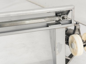 Transpaleta Manual Galvanizada de 2.5T con Ruedas de Nylon, Fabricada en Vietnam, Garantía de 12 Meses para Manejo de Materiales en Exteriores - Product Image 5